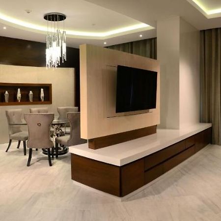 Hs Hotsson Hotel Irapuato Eksteriør bilde