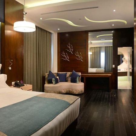 Hs Hotsson Hotel Irapuato Eksteriør bilde