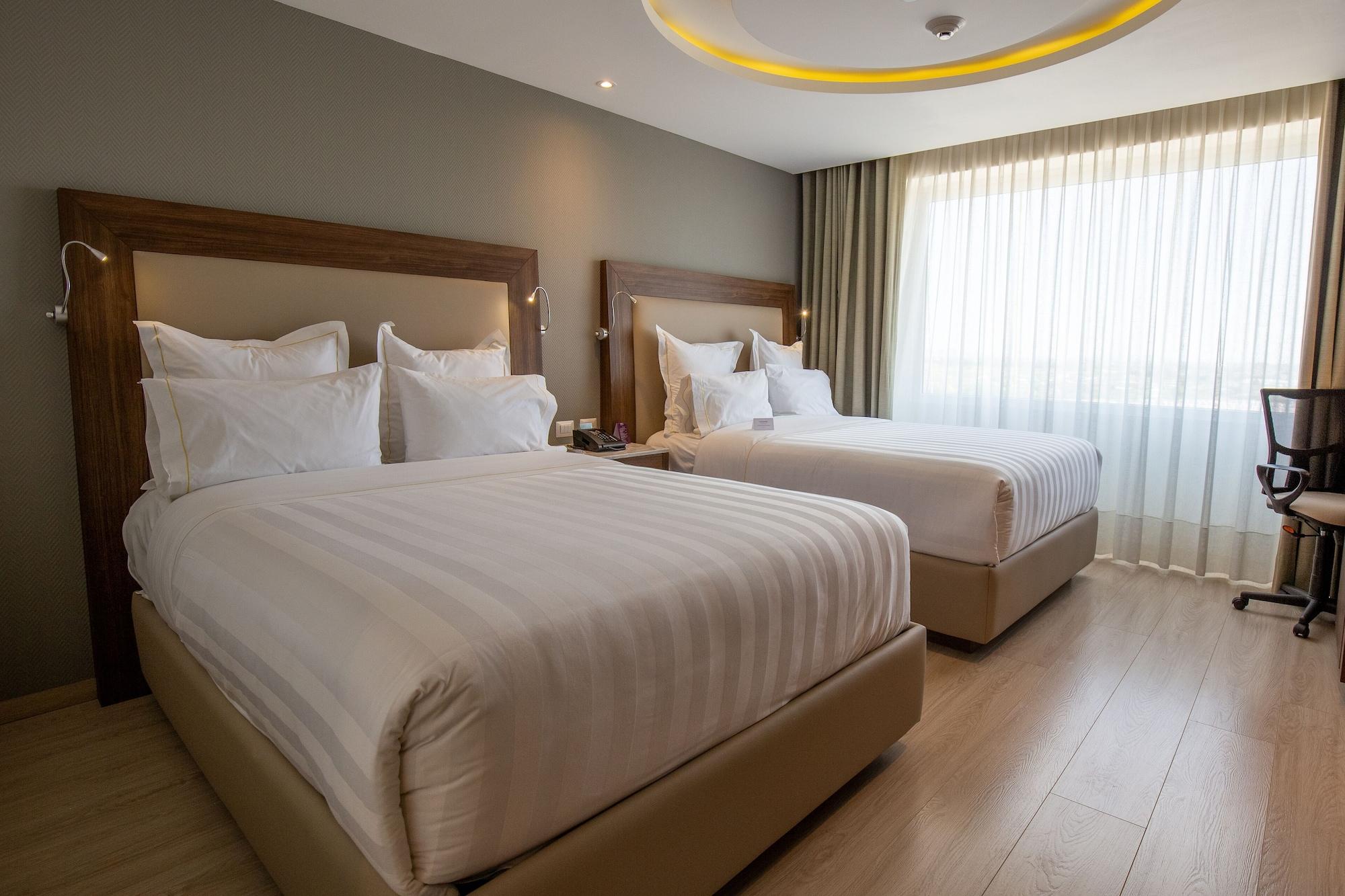 Hs Hotsson Hotel Irapuato Eksteriør bilde